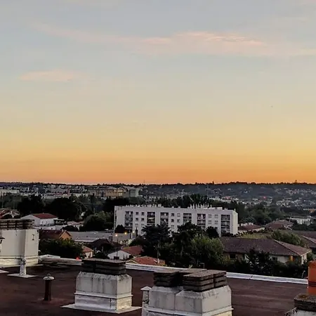 *grand T3*lumineux*vue*parking*